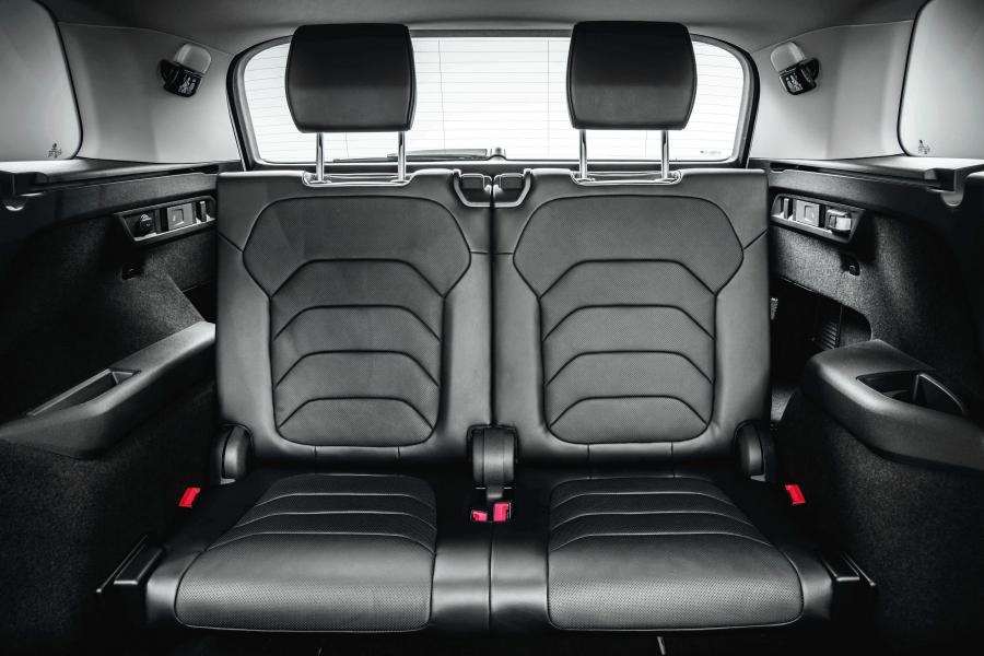 Интерьер Skoda Kodiaq 2016 года  (UK) (фото 12 из 71)